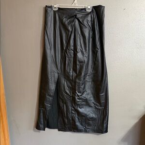 Elegant Black Women's Skirt